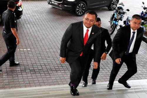 DATUK SERI AMIRUDIN SHARI