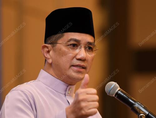 DATUK SERI MOHAMED AZMIN ALI