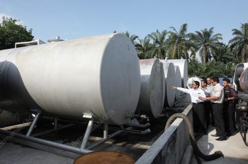 OPERASI KDNKK -RAMPAS MINYAK SUBSIDI