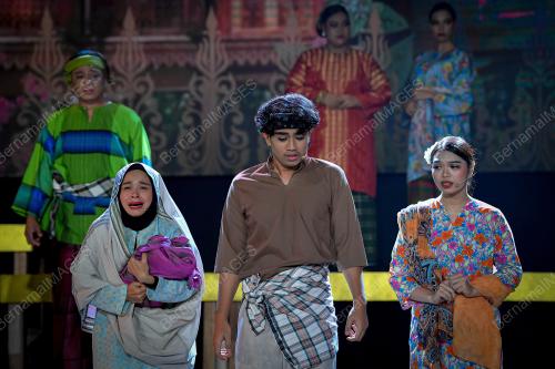 TEATER MUZIKAL RUBIAH