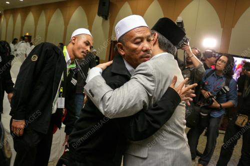 SG04_28072016_HAJI