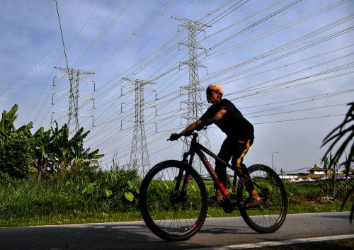 TINJAUAN TARIF ELEKTRIK