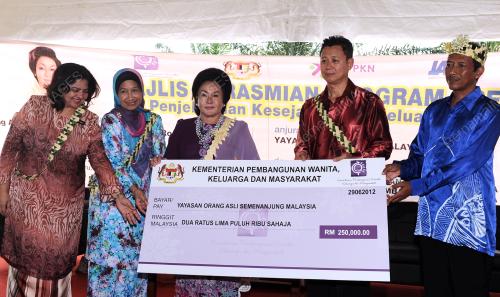 SG04_29062012_RASMI_SPEKKTRA