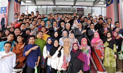 SG04_29072016_UITM_CEO