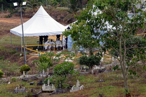 PENGGALIAN SEMULA KUBUR PALAPES SYAMSUL HARIS