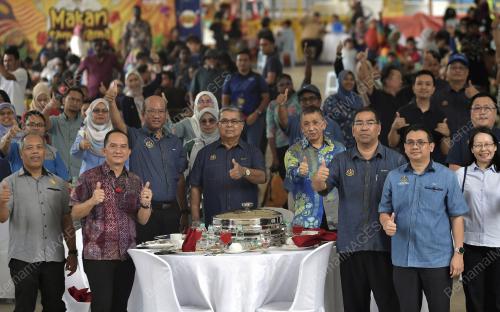 DATUK AGO DAGANG