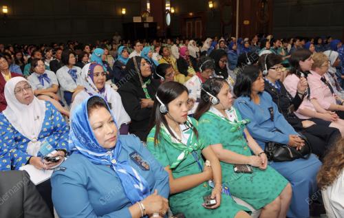 DATIN SERI ROSMAH MANSOR