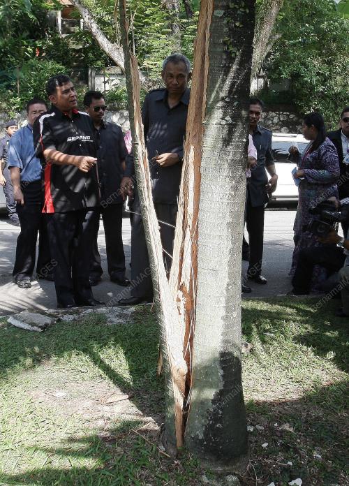 KES MATI DITEMBAK