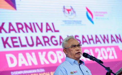 TAN SRI NOH OMAR