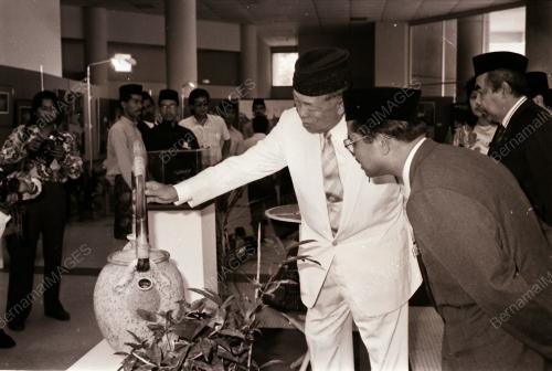 SULTAN SELANGOR MELAWAT ITM