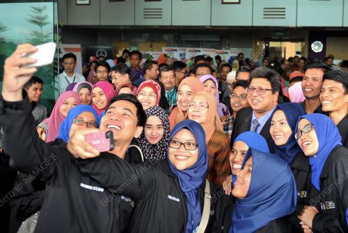 SG04_31122015_UITM_BERSARA