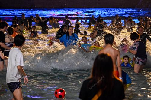 AMBANG TAHUN BAHARU DI SUNWAY LAGOON