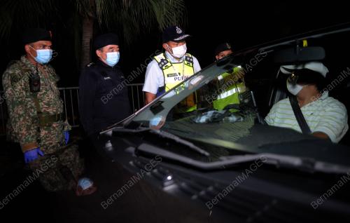 SEKATAN JALAN RAYA FASA KEDUA (COVID-19)