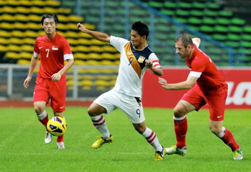 SG05_01122012_AFF_CUP