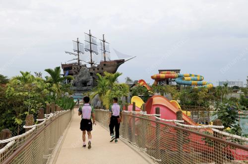 TAMAN TEMA AIR SPLASH MANIA