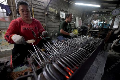 KUIH TRADISIONAL MASYARAKAT CINA