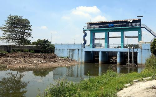 PINCU KUNCI AIR TAMAN SRI MUDA SHAH ALAM