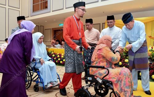 SULTAN SELANGOR SULTAN SHARAFUDDIN IDRIS SHAH