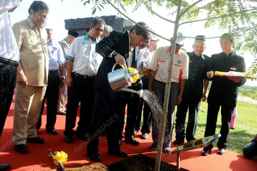 SG05_03052012_SULTAN_CSR