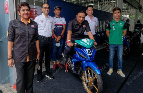 DATUK SERI REEZAL MERICAN NAINA MERICAN