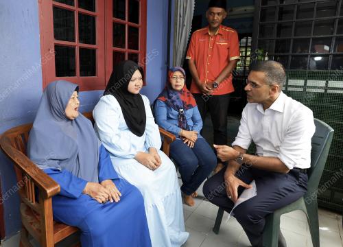 DATUK SERI DR MOHAMMED AZMAN AZIZ