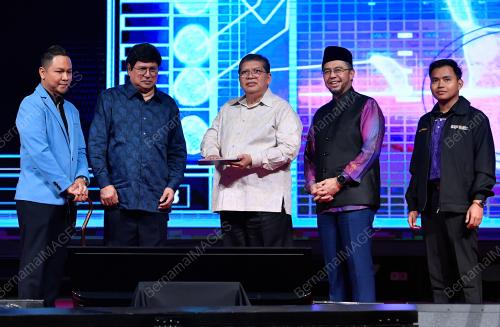 TAN SRI DR JOHARI ABDUL