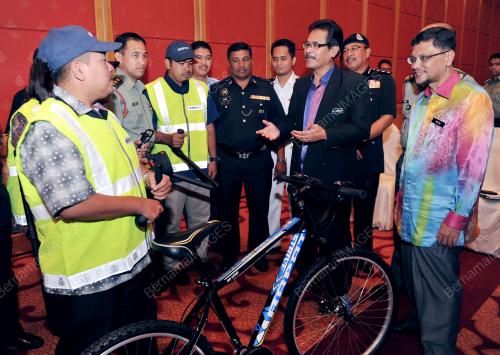 SG05_03122015_RAPAT_1M