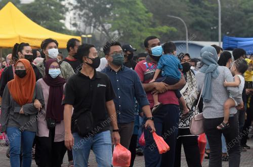 TINJAUAN IBU BAPA MEMBAWA ANAK-ANAK KE BAZAR RAMADAN