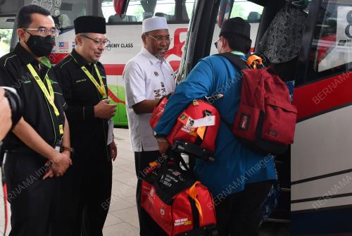 DATUK IDRIS AHMAD