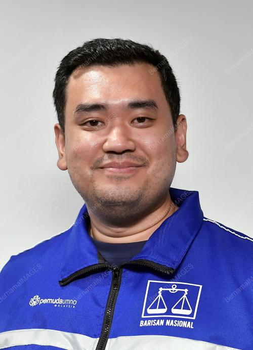 MUHAMMAD NOOR AZMAN@NOOR HIZAM