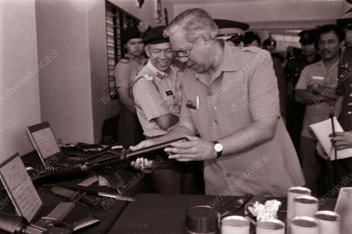 TENGKU AHMAD RITHAUDEEN