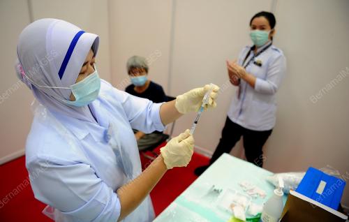 TINJAUAN DI PUSAT PEMBERIAN VAKSIN