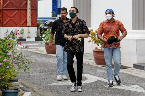 PELEKAT BENDERA ISRAEL RESTORAN SEGERA