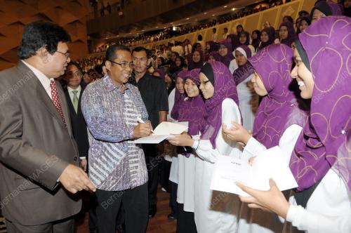 SG05_06092012_PELAJAR_BARU