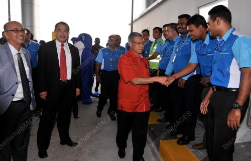 SG05_06102016_WESTPORTS