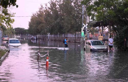 FENOMENA AIR LAUT PASANG BESAR