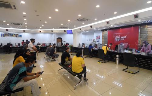 TINJAUAN DI PEJABAT KWSP SHAH ALAM