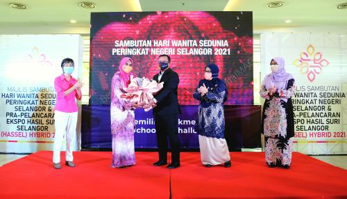 PELANCARAN SAMBUTAN HARI WANITA SEDUNIA