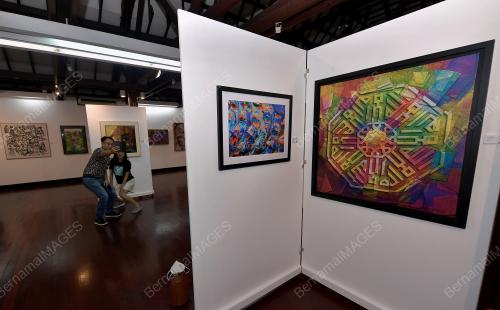 PAMERAN TERBUKA GALERI SHAH ALAM
