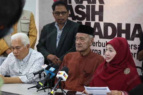 DATUK ZAINAL ABIDIN SAKOM