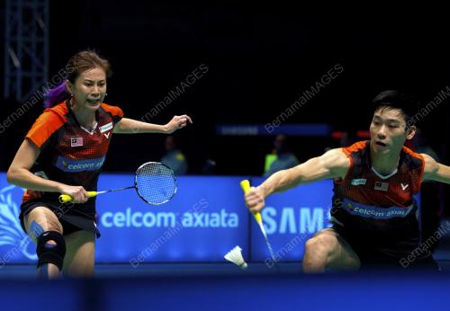 SG05_09042016_BADMINTON