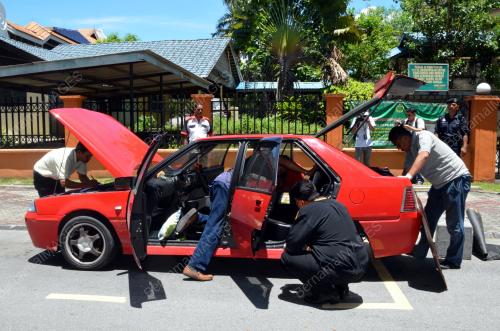 SERBUAN KES DADAH DI HOTEL KLANG