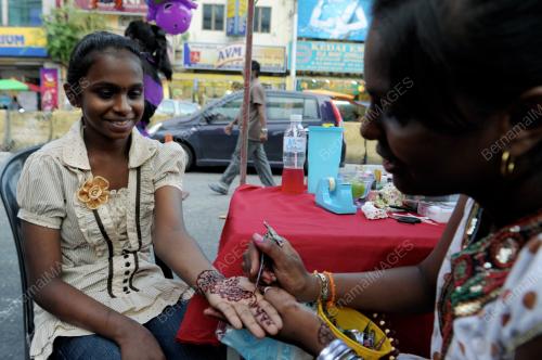 SG05_09112012_PERSEDIAAN_DEEPAVALI