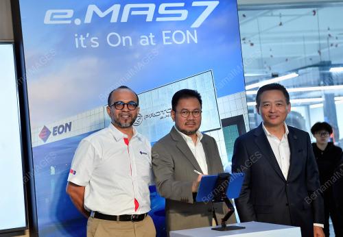 PEMBUKAAN RUANG PAMERAN PERTAMA PROTON E.MAS