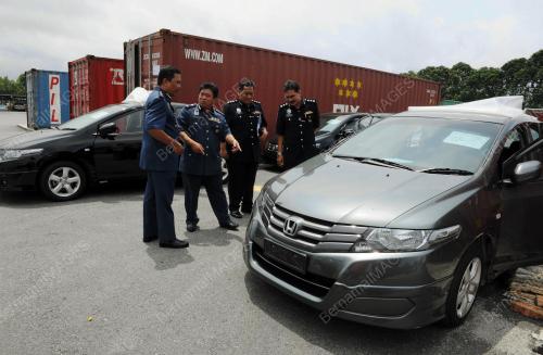 DATUK AZIS YACUB