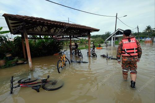 TINJAUAN BANJIR KILAT SHAH ALAM DAN KLANG
