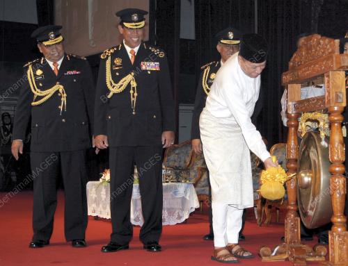 MOHAMED NAZRI ABDUL AZIZ