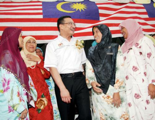 HISHAMMUDDIN TUN HUSSEIN