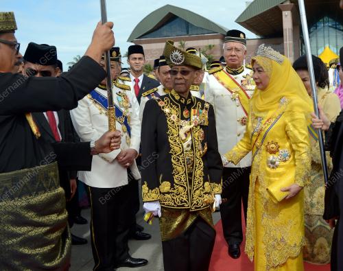 SG05_12122016_AGONG