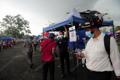TINJAUAN HARI PERTAMA BAZAR RAMADAN